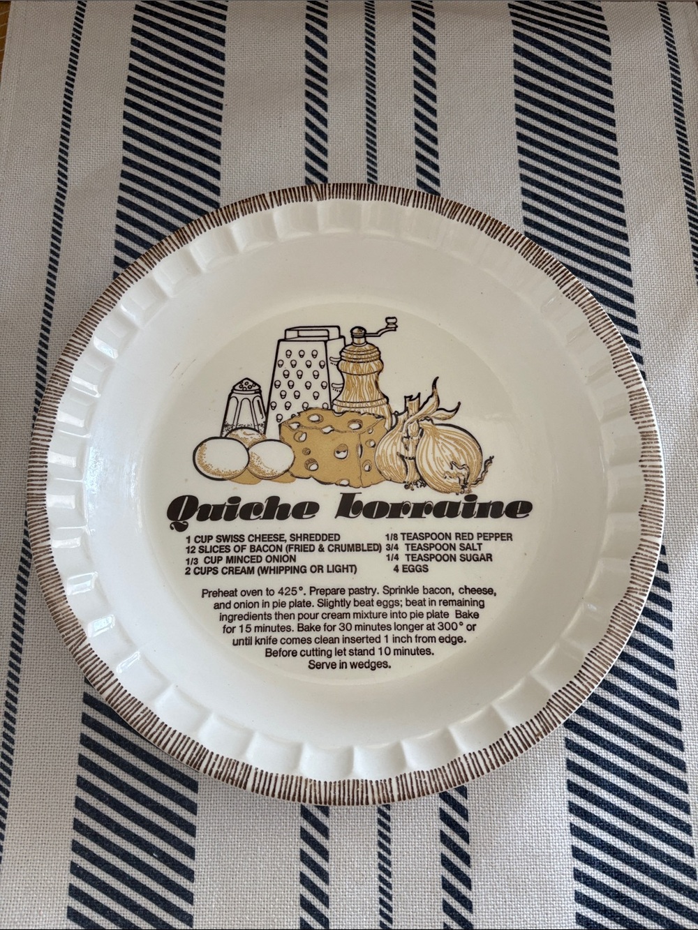 Vintage Royal China Jeanette Corp Ceramic Quiche Lorraine Pie Plate 11"  USA